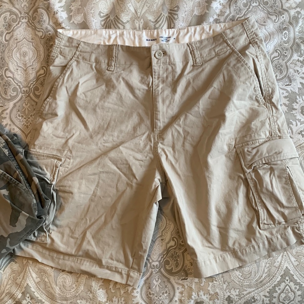 Old Navy Cargo Shorts 2 pairs